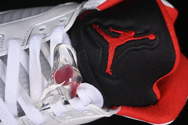 All categories Air Jordan Jordan series basketball shoes Air Jordan 5 L version Air Jordan 5 Retro "Fire Red Black Tongue" AJ5 Joe 5 Rukawa Maple Flame Red first layer basketball shoes HQ7978-101